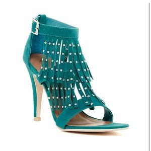 ⏱🔥Penny loves Kenny heels w/ fringe detail 10